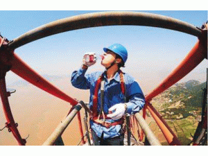 Ҏ(gu��)ģ�U���c�Y(ji��)��(g��u)ì�ܲ���--����Դȫ�����е�����(zh��n)